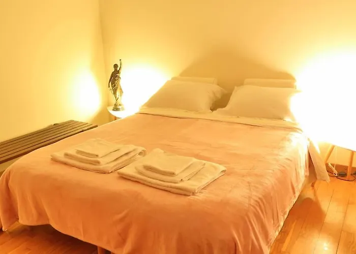 Romantico attico con terrazzo in Centro